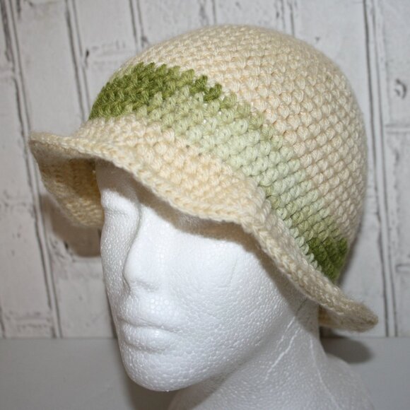🌿 Tan & Green Crocheted Sunhat – Handmade · One Size - Picture 1 of 5